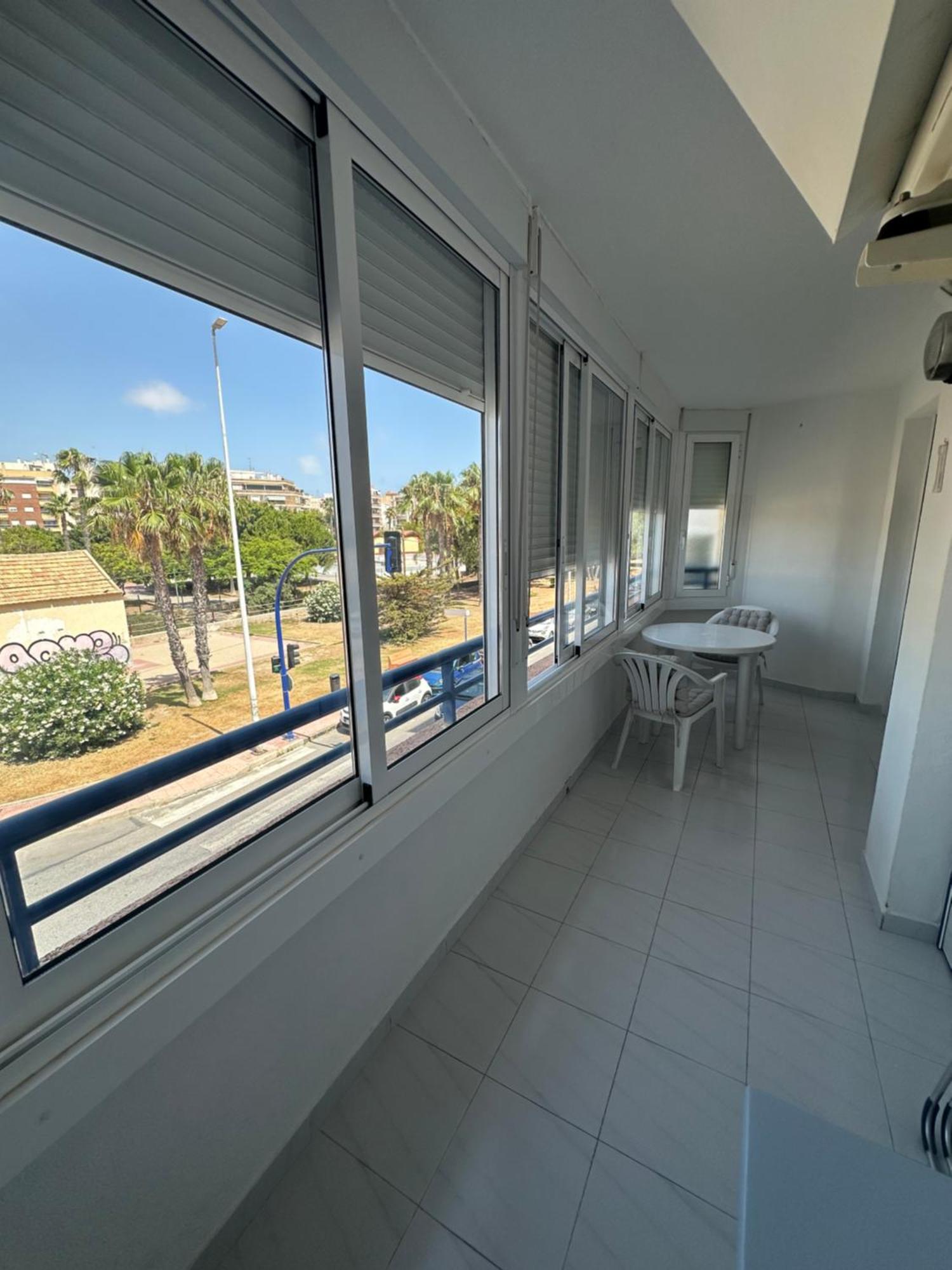 Marina Apartment Торевиеха Екстериор снимка
